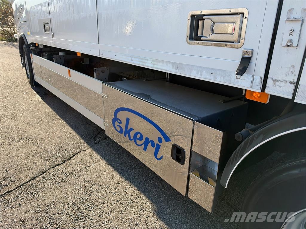 Volvo FH500 6x2 i-save شاحنات ذات هيكل صندوقي