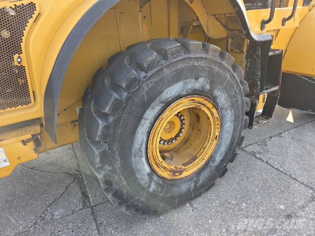 CAT 962M met airco Gumikerekes homlokrakodók