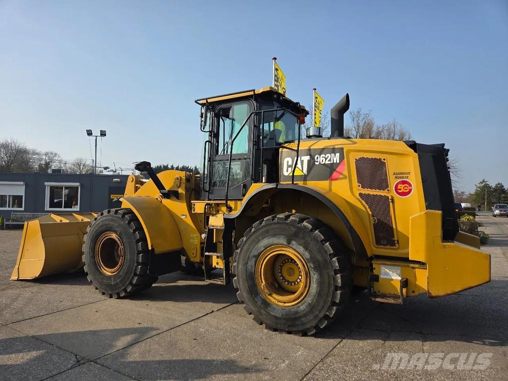 CAT 962M met airco Gumikerekes homlokrakodók