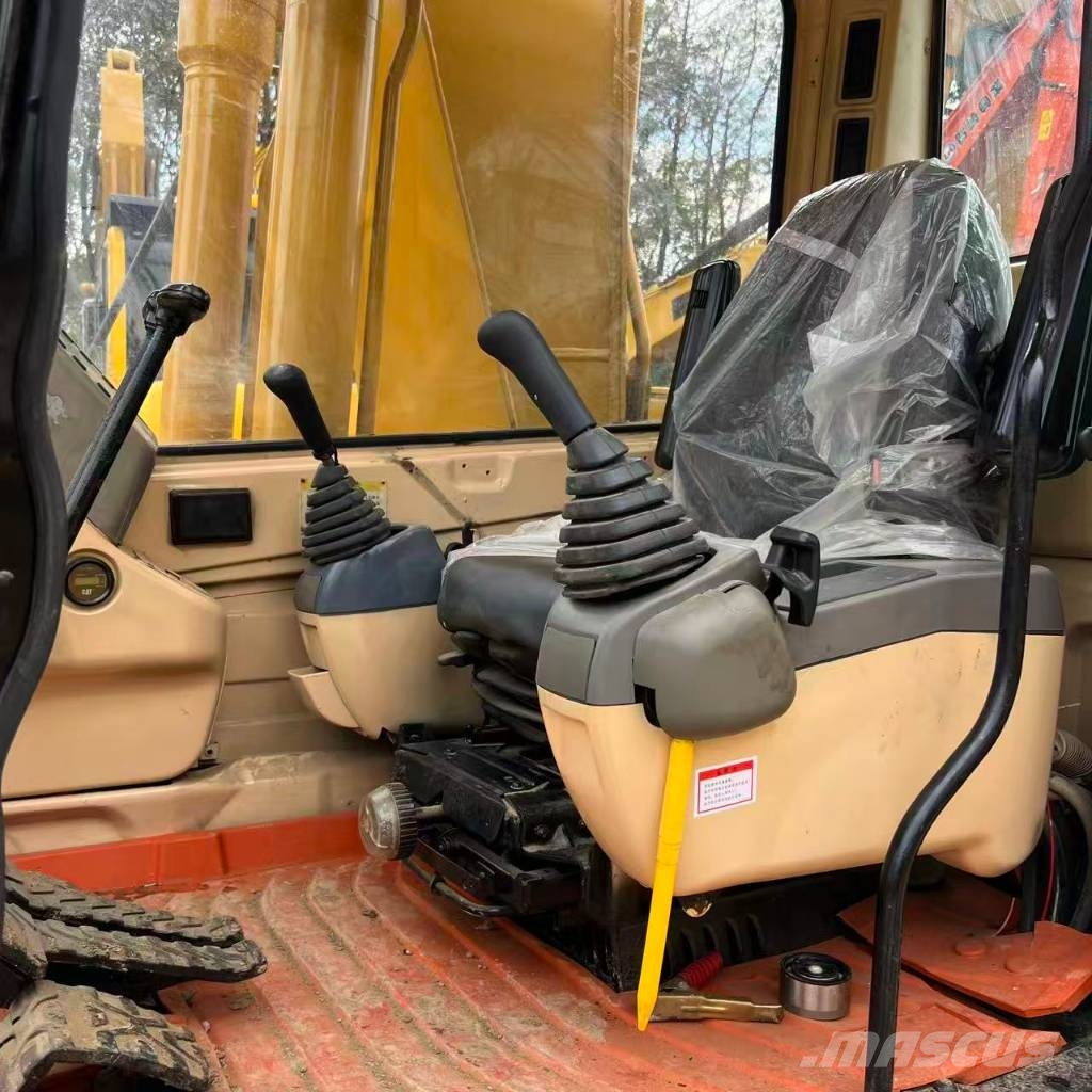 CAT 320 B 履带挖掘机
