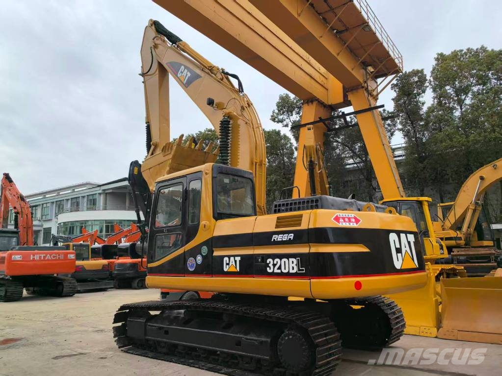CAT 320 B 履带挖掘机