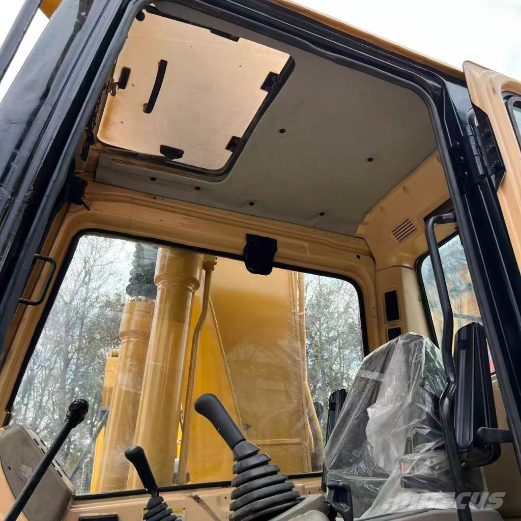 CAT 320 B 履带挖掘机