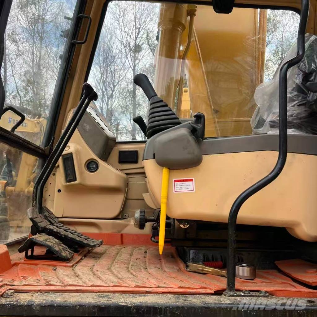 CAT 320 B 履带挖掘机