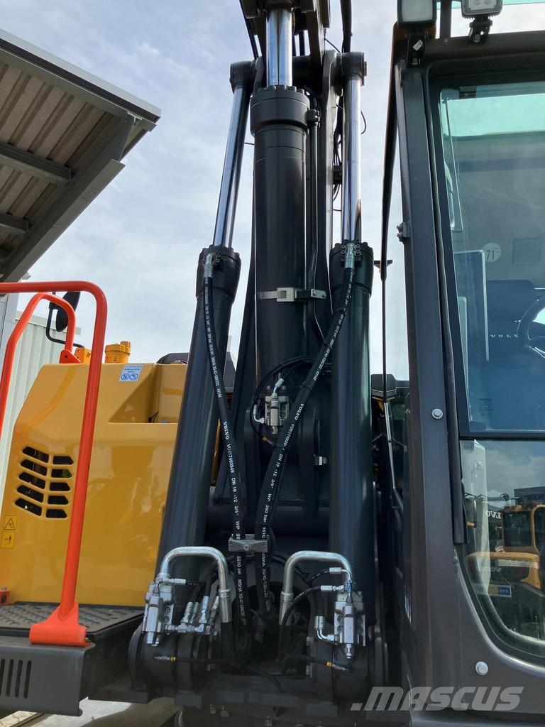 Volvo EWR 170 F 旋轉式挖土機/掘鑿機/挖掘機