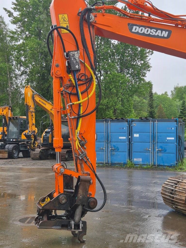 Doosan DX 160 HLC-3 Εκσκαφείς με ερπύστριες