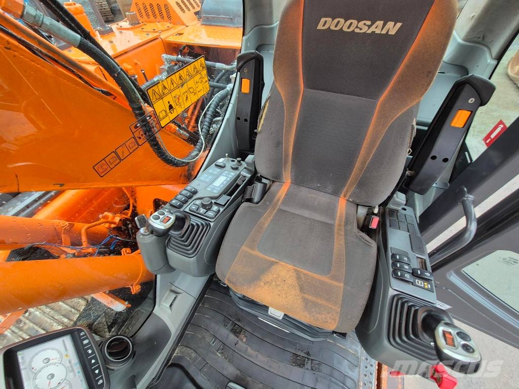 Doosan DX 160 HLC-3 Εκσκαφείς με ερπύστριες