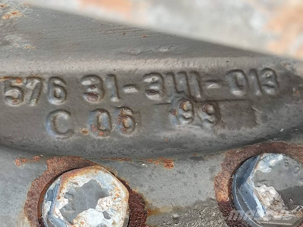  Drive axle 576 31-311-013 14183043 Claas Xerion 38 轴