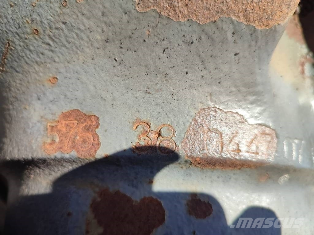  Drive axle 576 31-311-013 14183043 Claas Xerion 38 轴