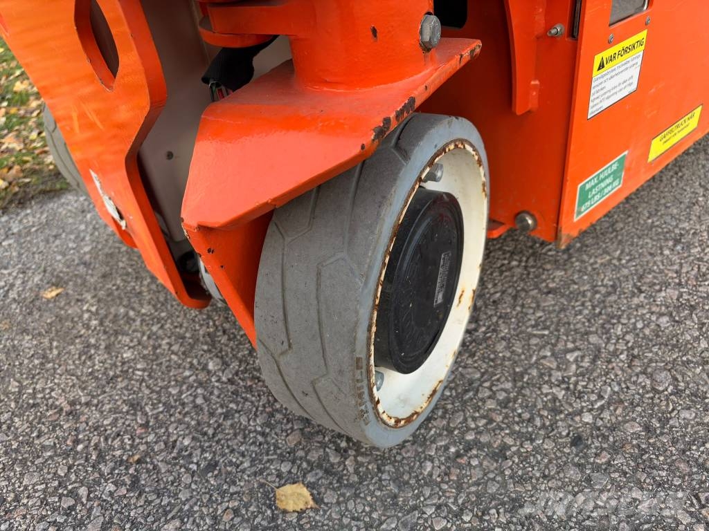 Snorkel TM 12E Used Personnel lifts and access elevators