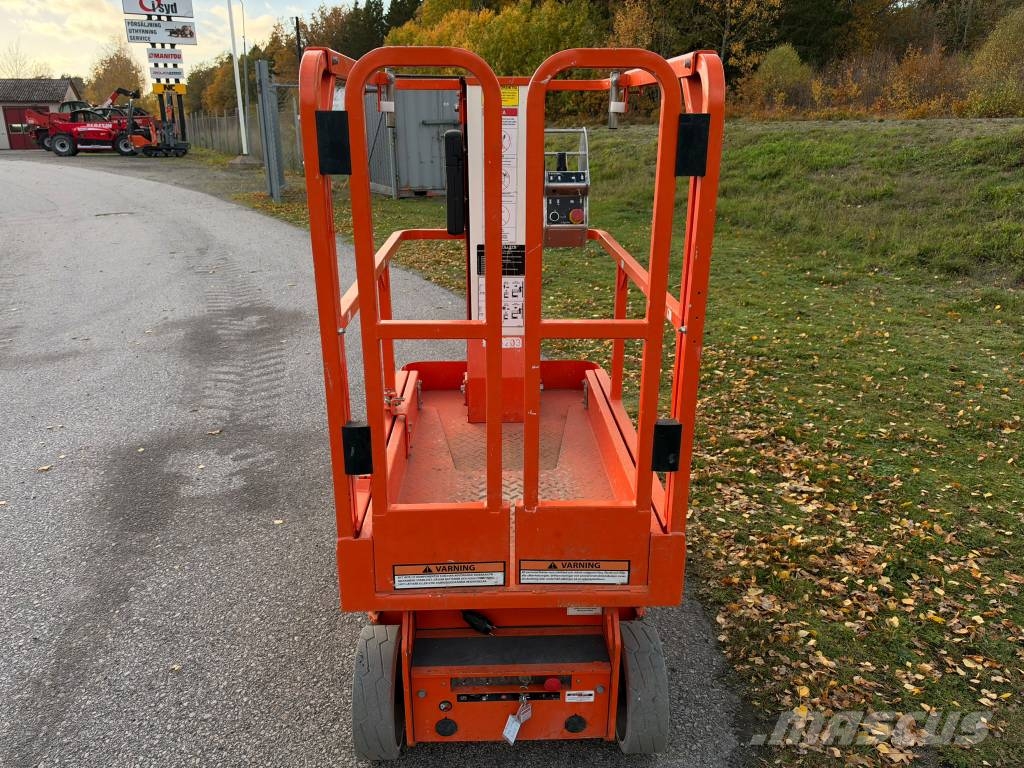 Snorkel TM 12E Used Personnel lifts and access elevators