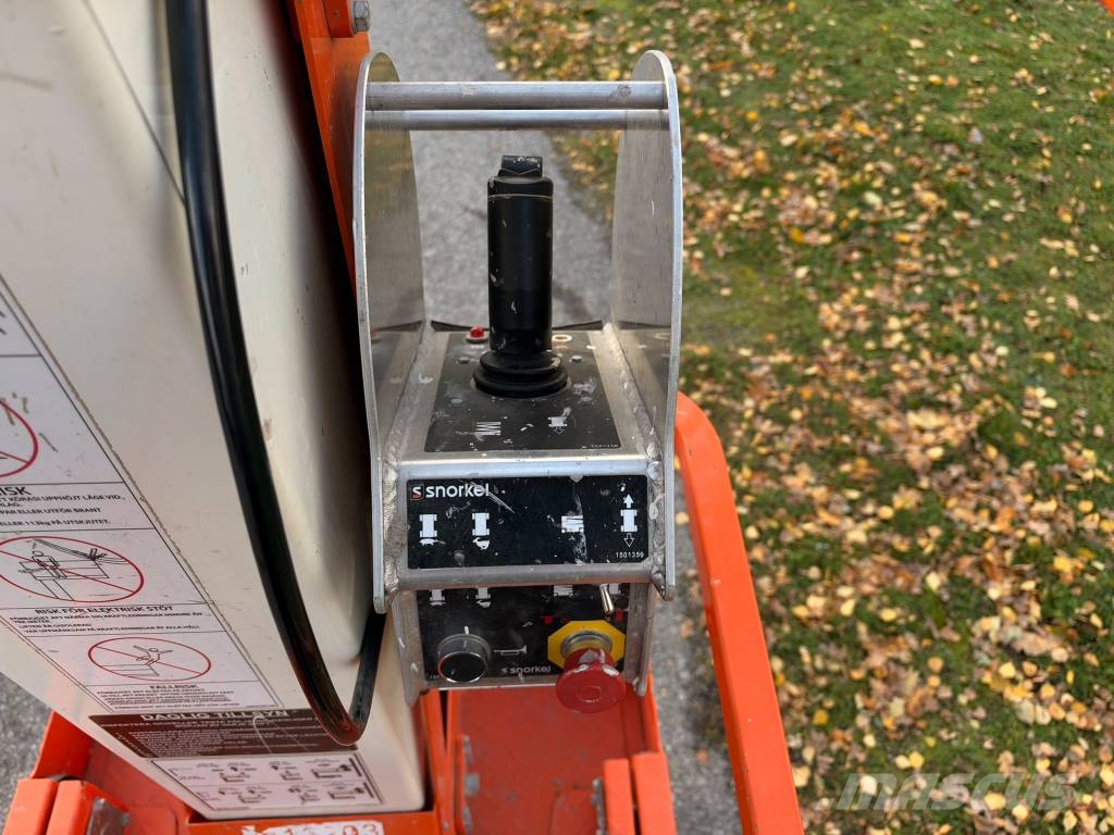 Snorkel TM 12E Used Personnel lifts and access elevators