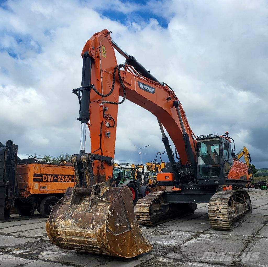 Doosan DX 530 LC-5 Excavadoras sobre orugas