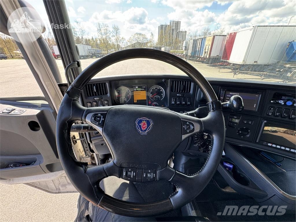 Scania R 730 LB6X2HNB 冷藏车