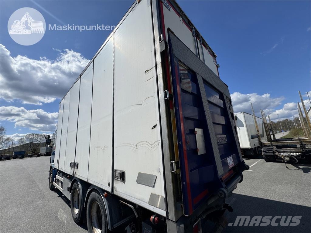 Scania R 730 LB6X2HNB 冷藏车