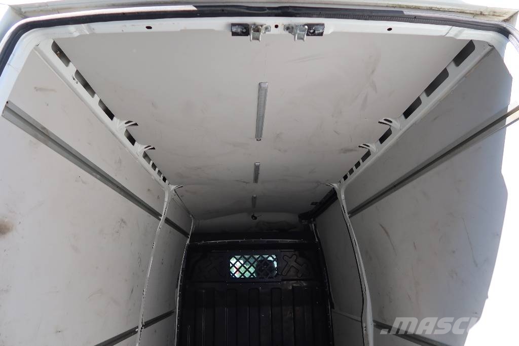 Iveco 35S18 Lieferwagen