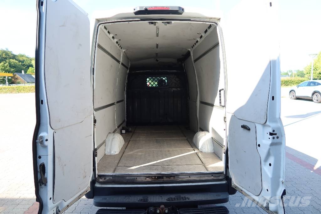Iveco 35S18 Lieferwagen