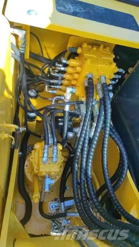 Komatsu PC 130 Paletli ekskavatörler