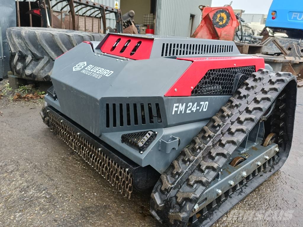 Blue Bird FM24-70 robot maaier mower flail remote controlled Robot corta-césped