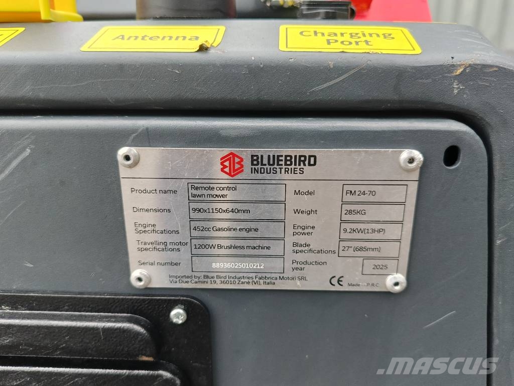 bluebird FM24-70 robot maaier mower flail remote controlled Robotmaaiers