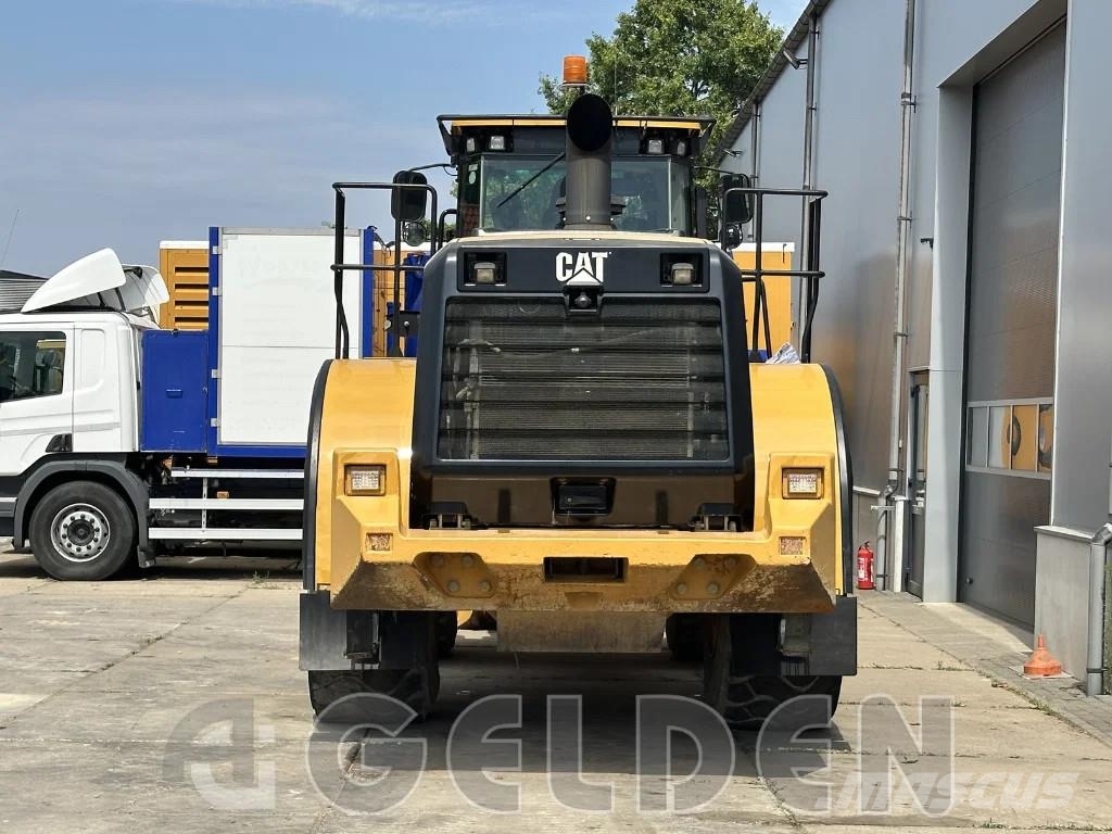 CAT 972K - CLEAN MACHINE 轮式装载机