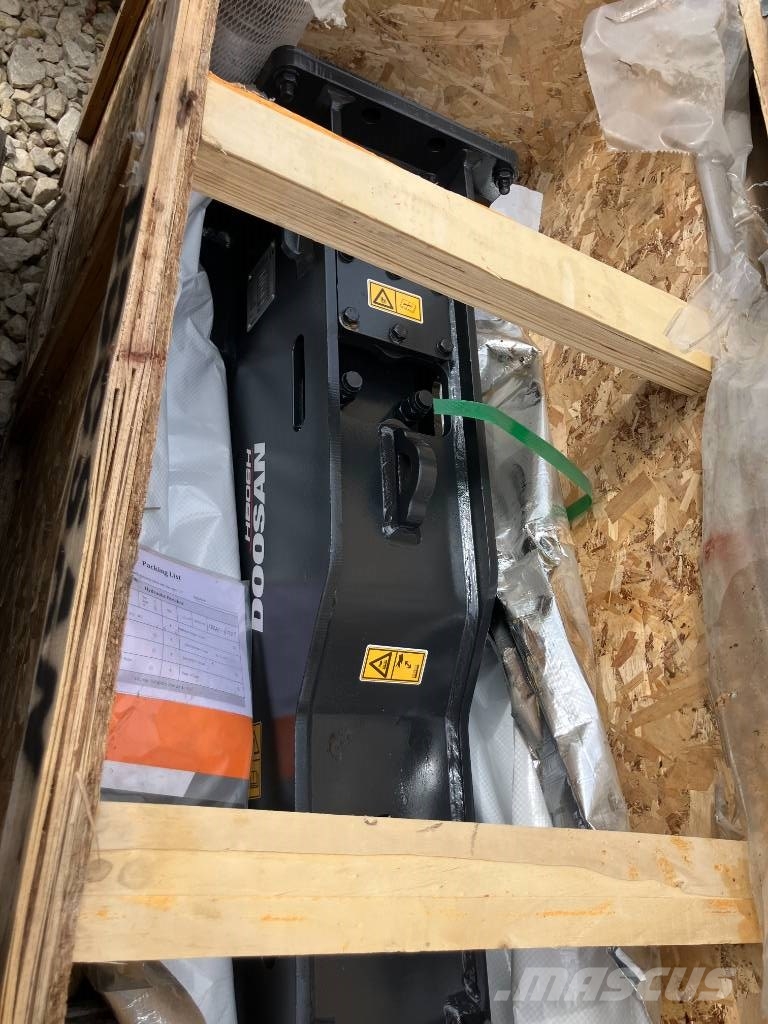 Doosan HB 06 H جراشات البناء