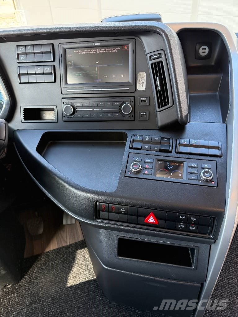 Mercedes-Benz Tourismo Potovalni avtobusi