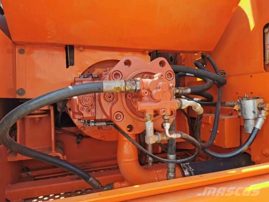 Doosan DH300LC-7 Εκσκαφείς με ερπύστριες