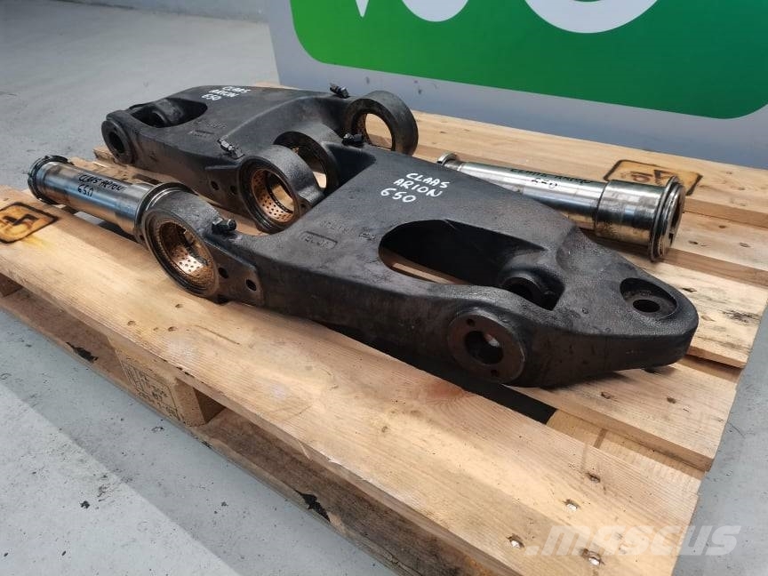 CLAAS Ares 697 {axle wishbone Carraro 12047 12048} Rama i zawieszenie