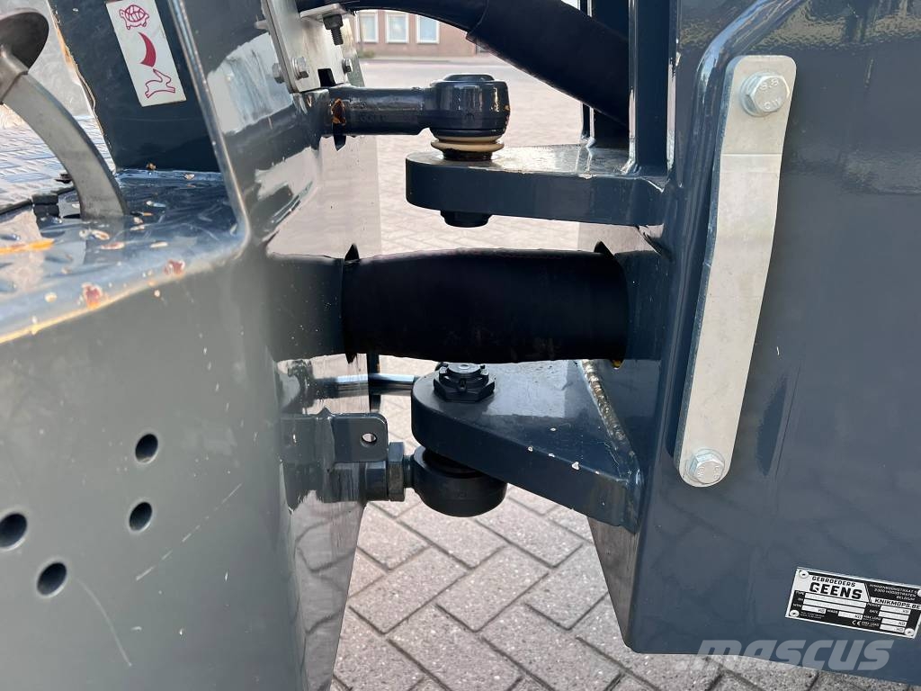 Knikmops KM 180 Mini utovarivači