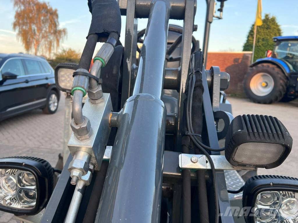 Knikmops KM 180 Mini utovarivači