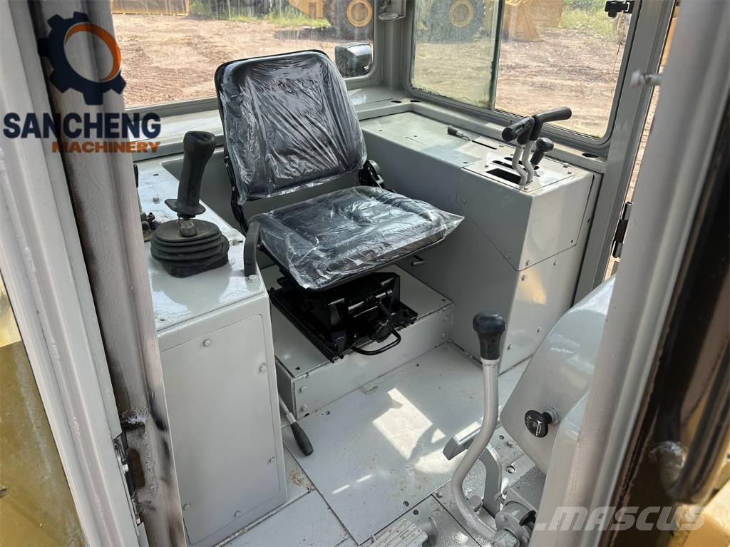 CAT D6G بلدوزرات مجنزرة