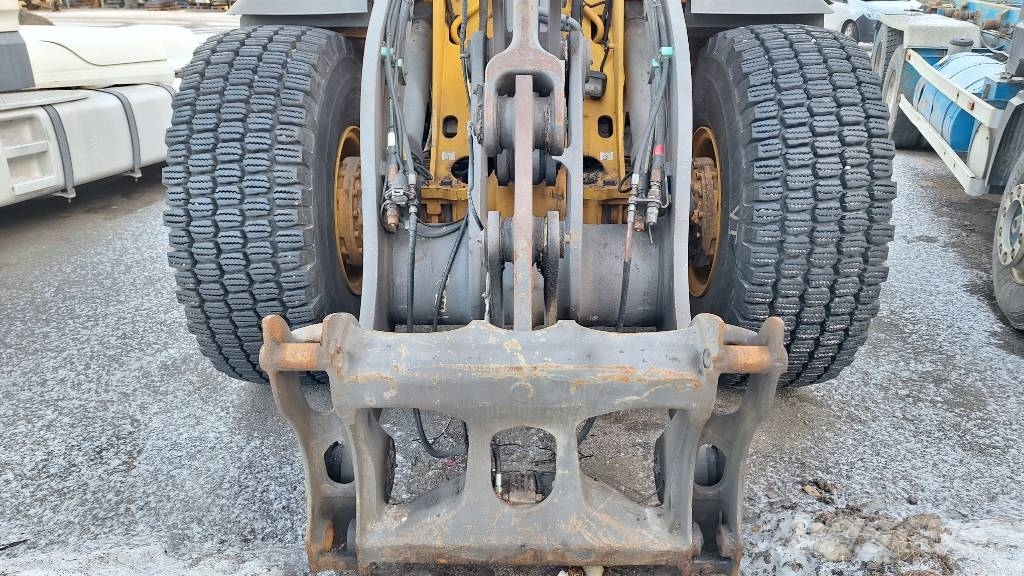 Volvo L90E 轮式装载机