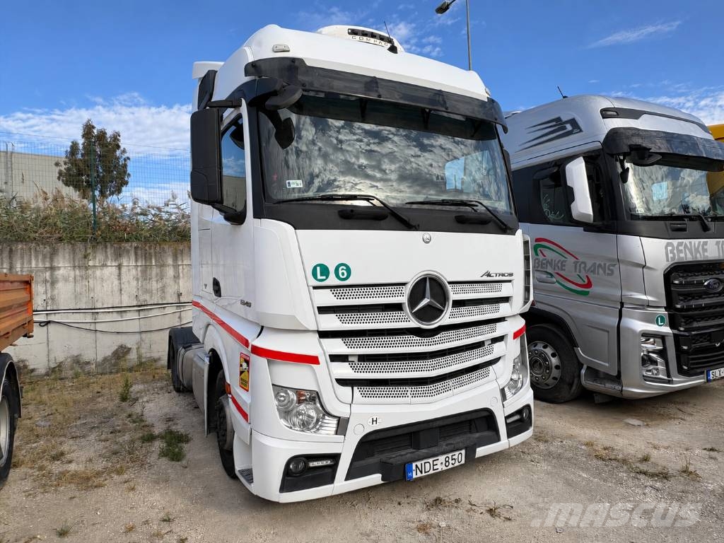 Mercedes-Benz Actros 1848 曳引機組件