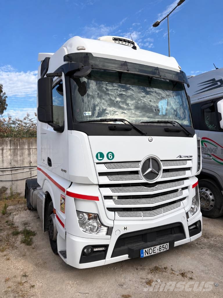 Mercedes-Benz Actros 1848 曳引機組件