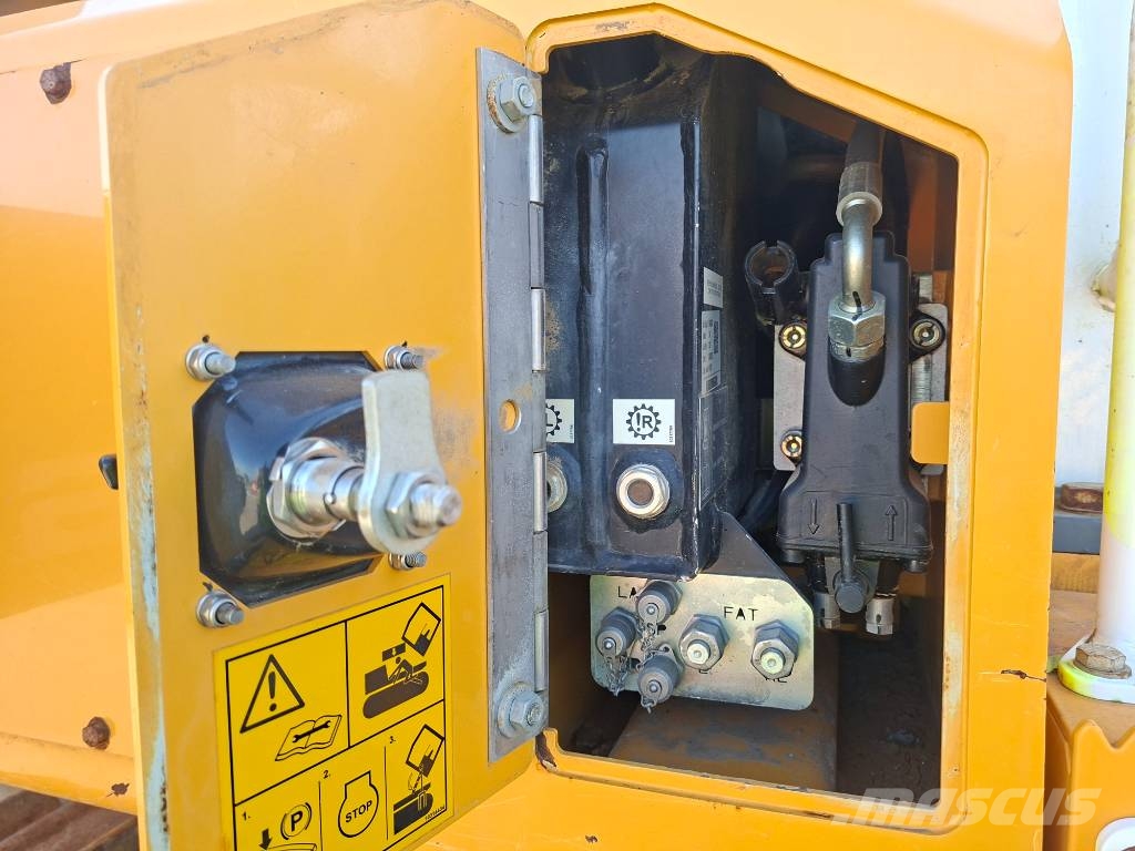 Liebherr PR736 LGP Bulldozer på larvebånd