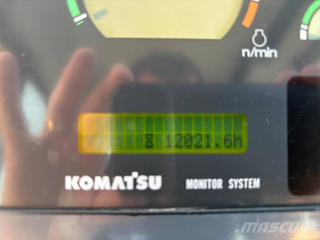 Komatsu D 85 EX-15 Vikšriniai buldozeriai