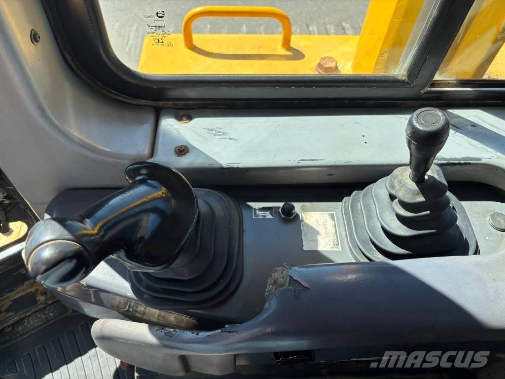 Komatsu D 85 EX-15 Vikšriniai buldozeriai