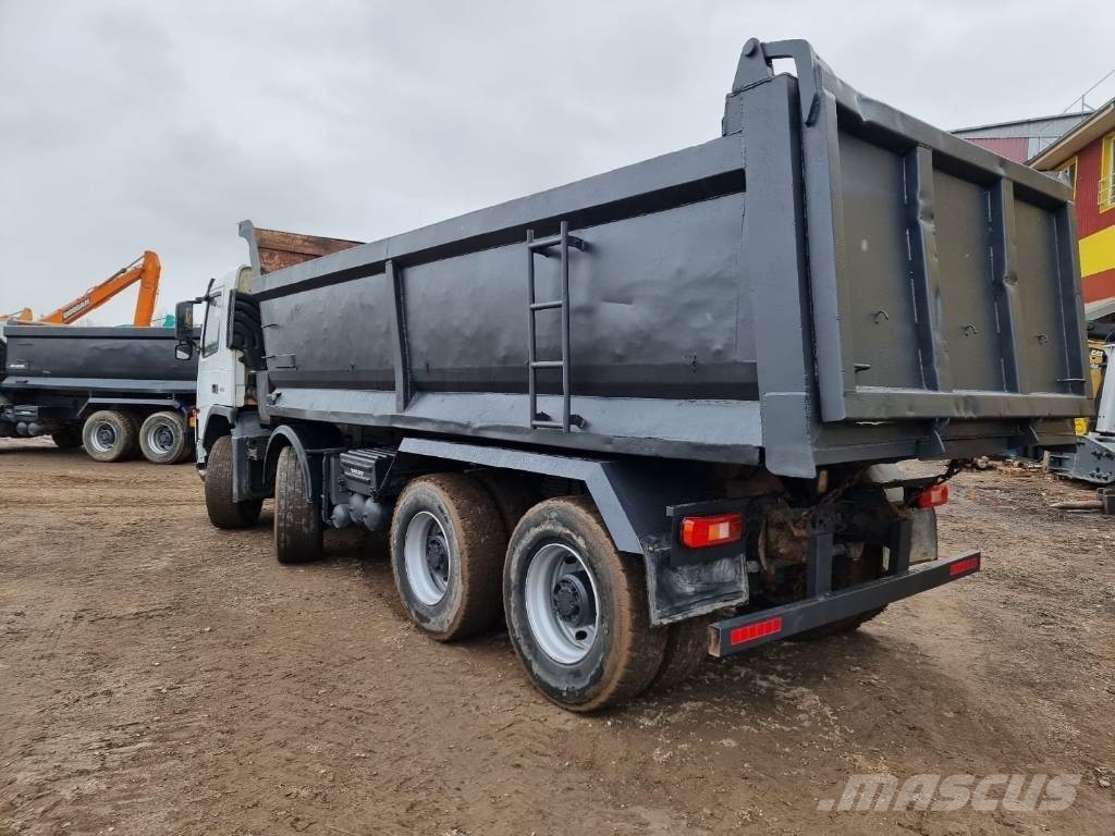 Volvo FM 400 8X4 Camiones portacubetas