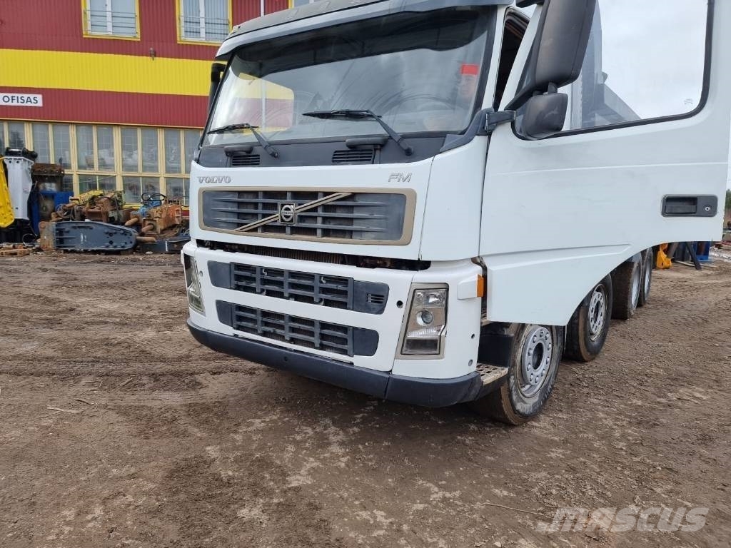Volvo FM 400 8X4 Camiones portacubetas