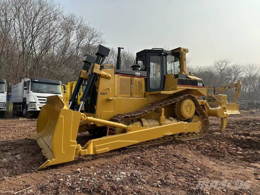 CAT D 8 R Гусеничные бульдозеры