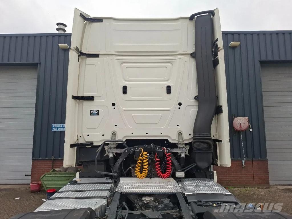 Mercedes-Benz Actros 2545 GIGASPACE 6X2 91998 Sattelzugmaschinen