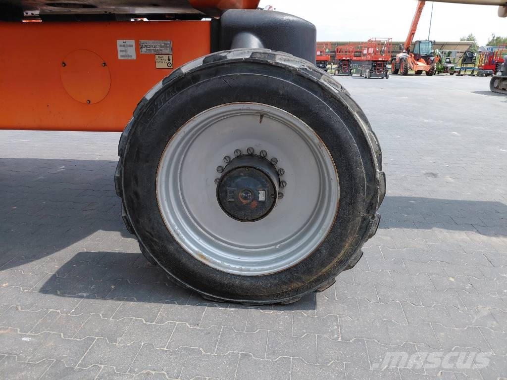 JLG 1250 AJP Bomliftar