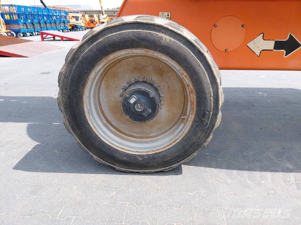 JLG 1250 AJP Bomliftar
