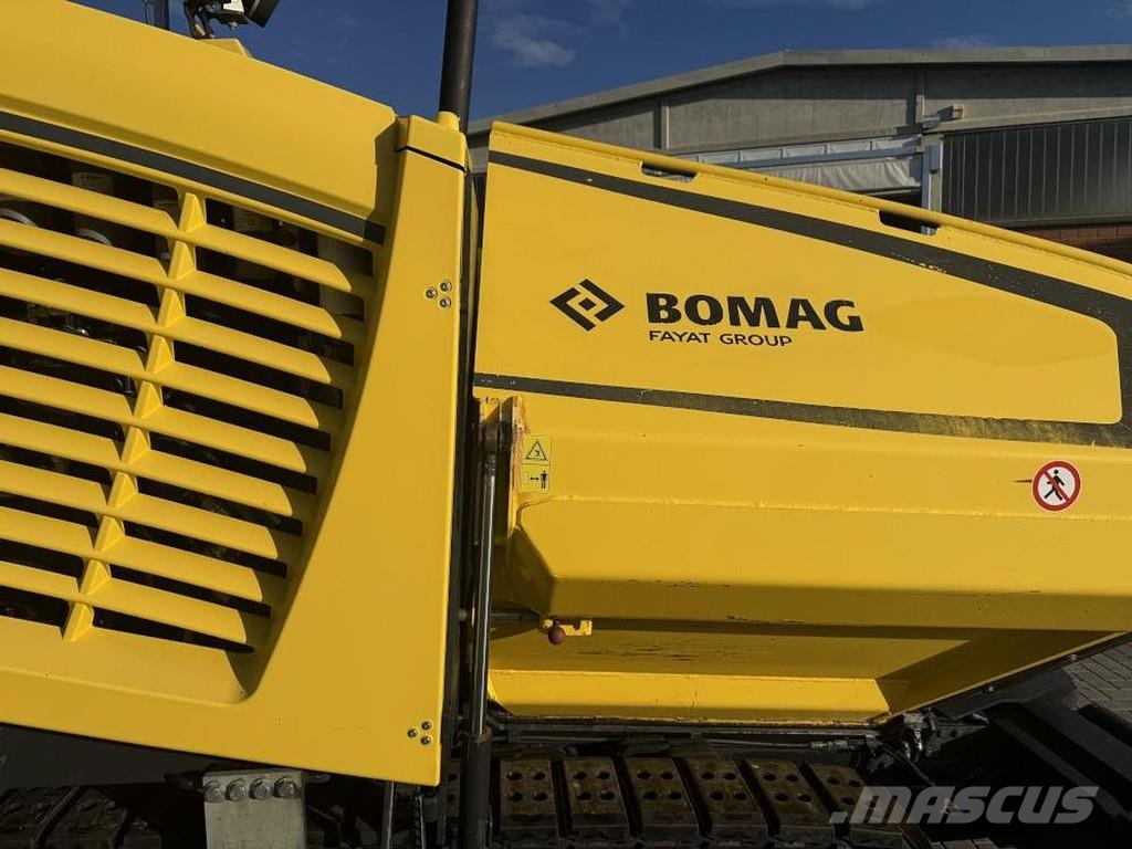 Bomag BF 600C-2 アスファルトフィニッシャ