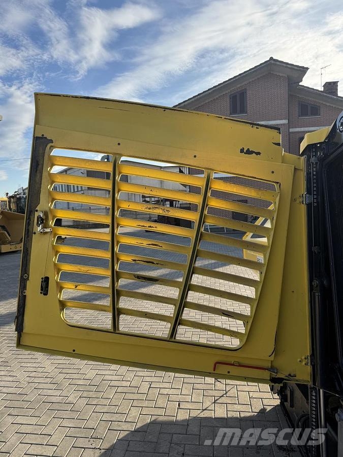 Bomag BF 600C-2 アスファルトフィニッシャ