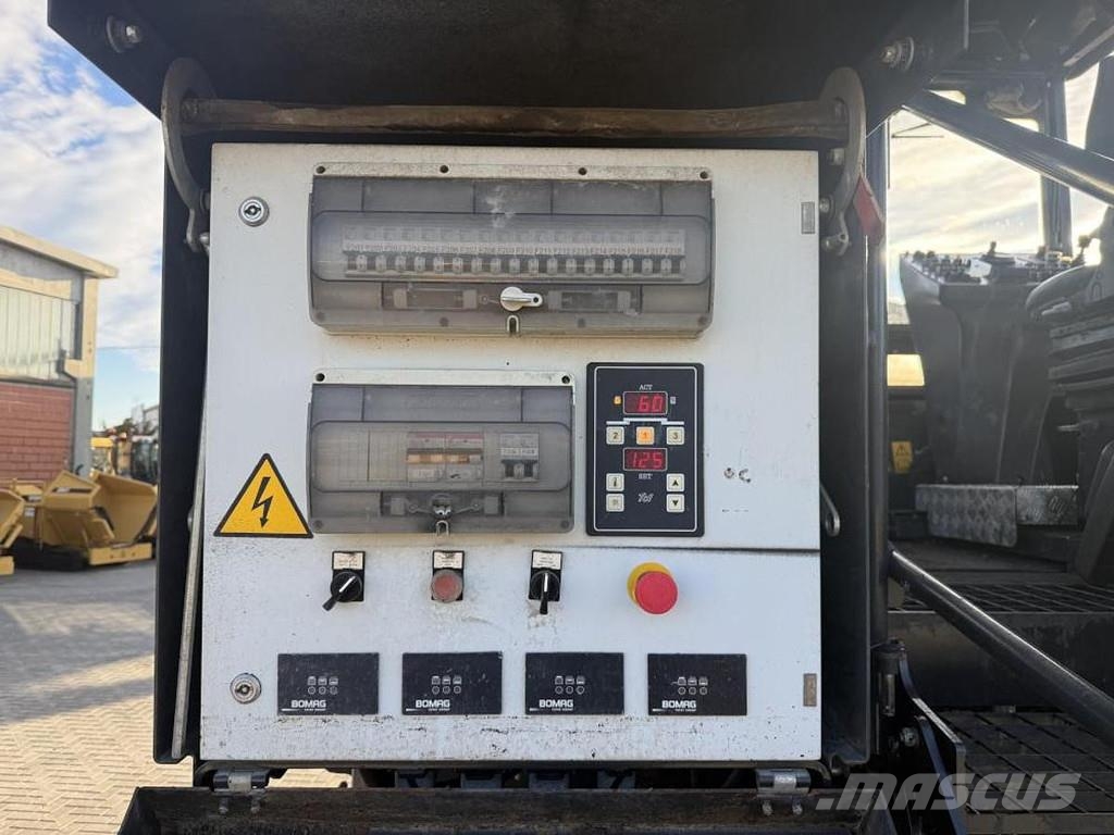 Bomag BF 600C-2 アスファルトフィニッシャ