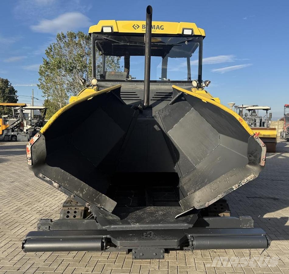 Bomag BF 600C-2 アスファルトフィニッシャ