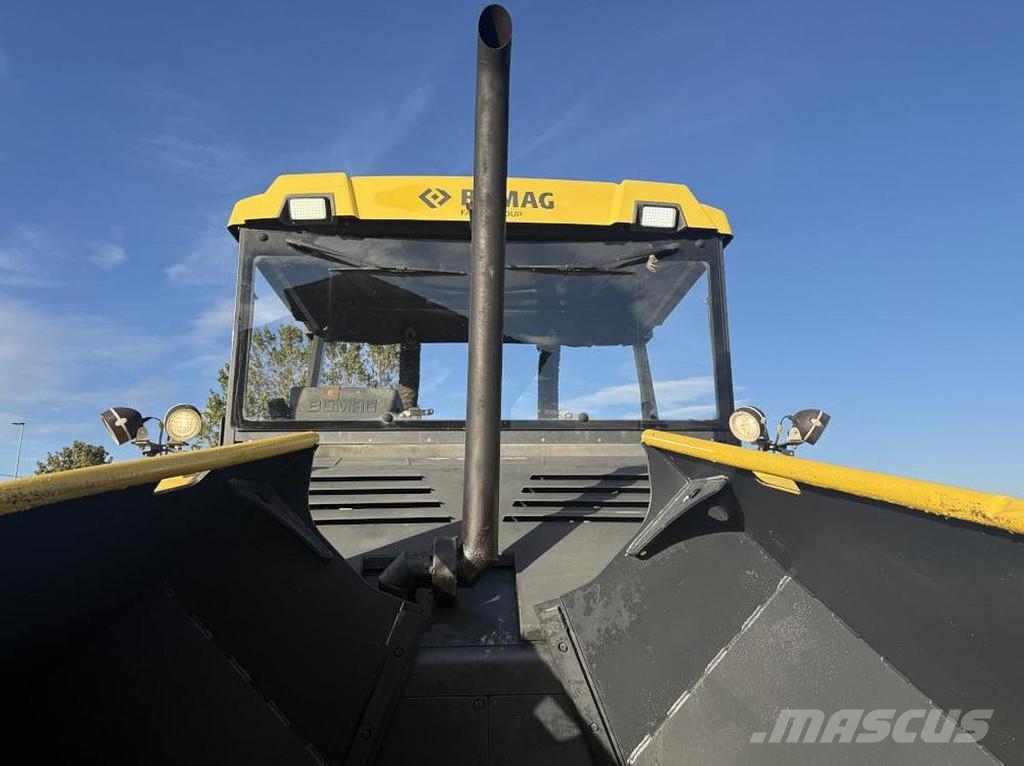 Bomag BF 600C-2 アスファルトフィニッシャ