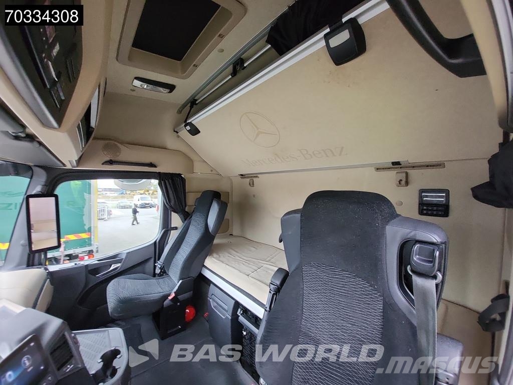 Mercedes-Benz Actros 1948 Actros 4X2 BigSpace Mega Retarder 2x T Sadulveokid