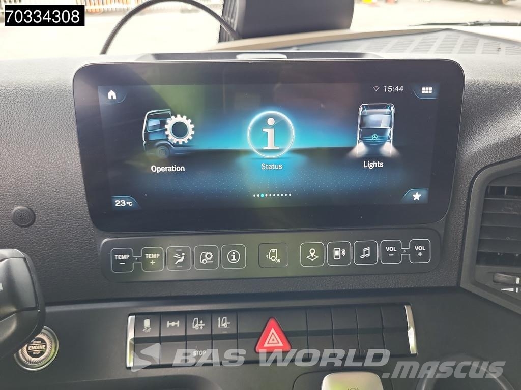 Mercedes-Benz Actros 1948 Actros 4X2 BigSpace Mega Retarder 2x T Sadulveokid